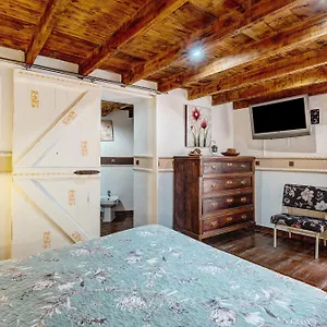 https://casa-elvira-chimiche.in-canary-islands.com