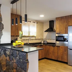 https://casabel-house-rural.in-canary-islands.com